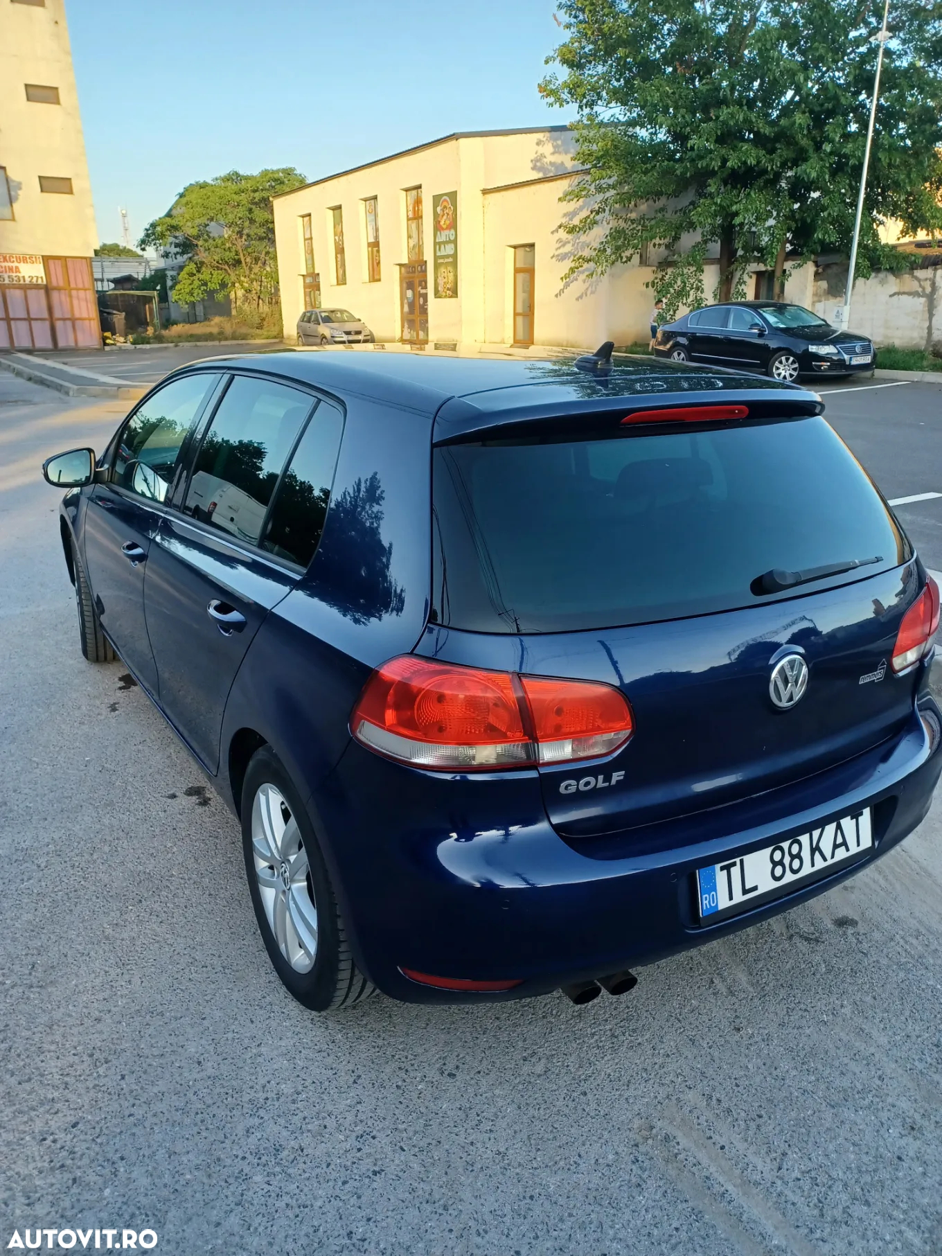 Volkswagen Golf - 3