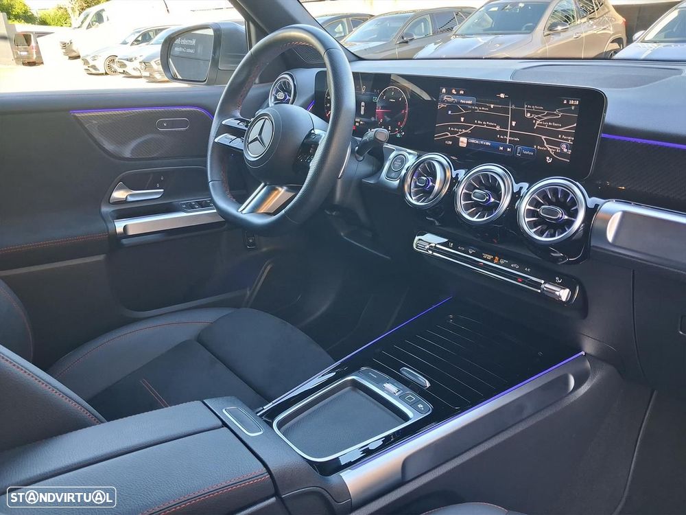 Mercedes-Benz GLB 180 d AMG Line - 16