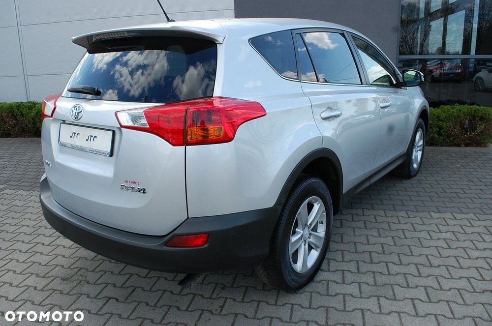 Toyota RAV4 - 14