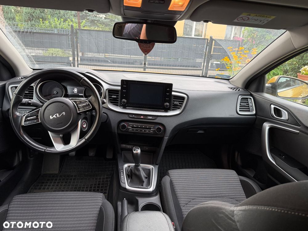 Kia XCeed 1.5 T-GDI M - 8