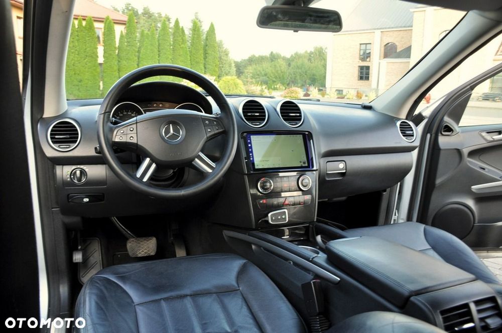 Mercedes-Benz ML - 29