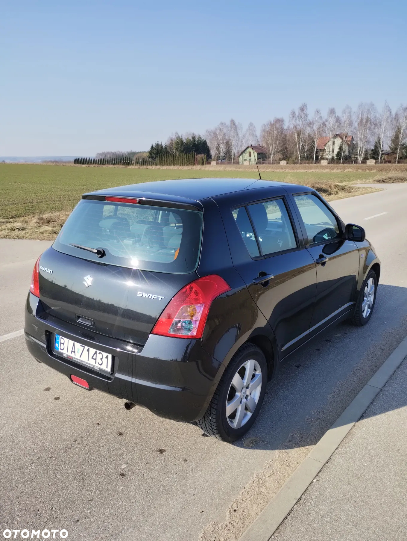 Suzuki Swift 1.3 Black and White - 5
