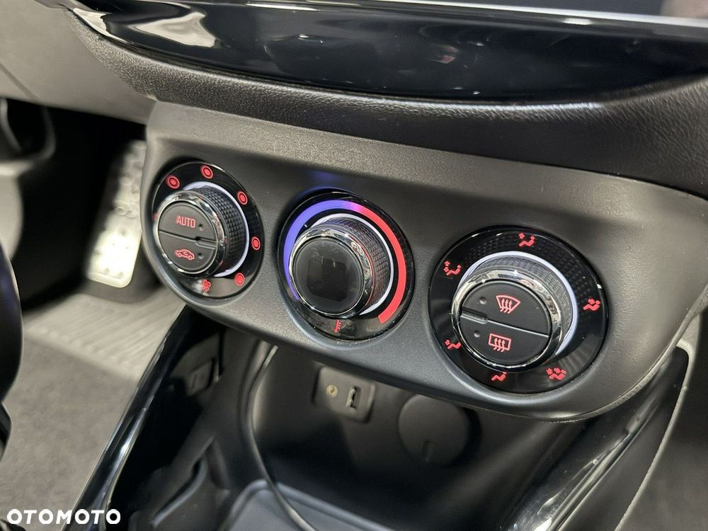 Opel Corsa 1.6 Turbo OPC - 23