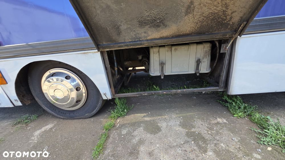 Iveco ML 100 E15 Foodtruck - 16