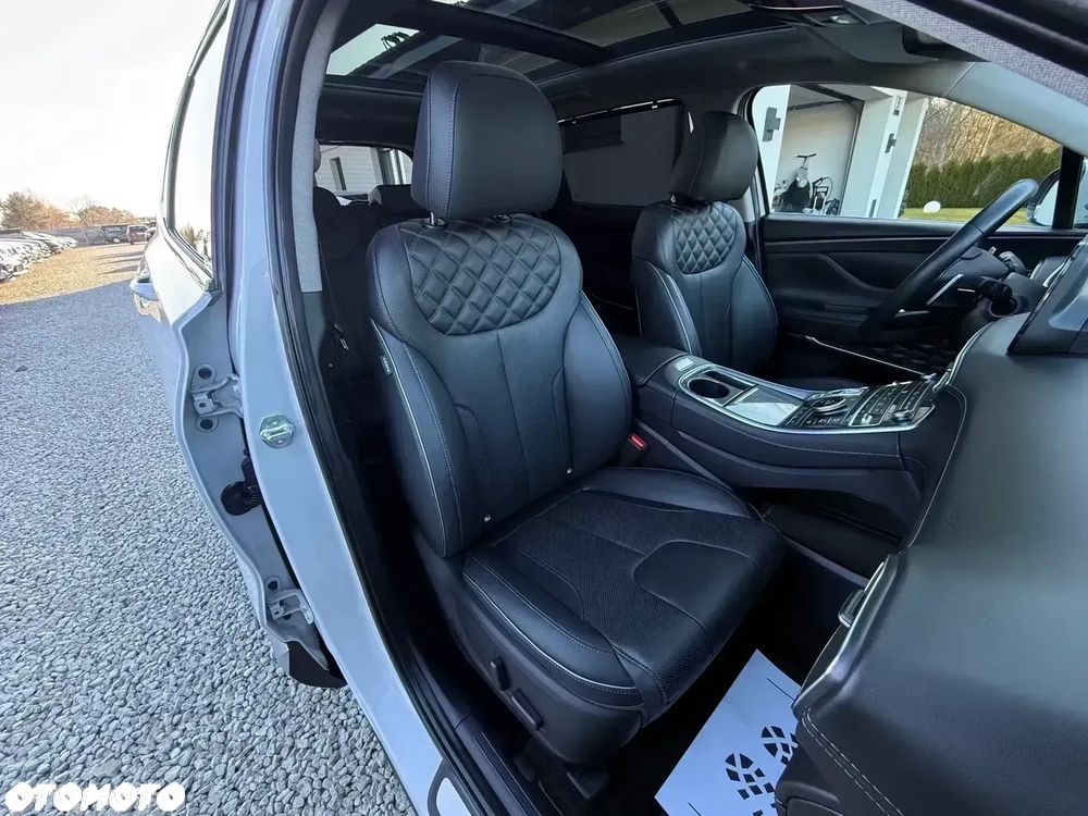 Hyundai Santa Fe 1.6 HEV 2WD SEVEN Signature - 28