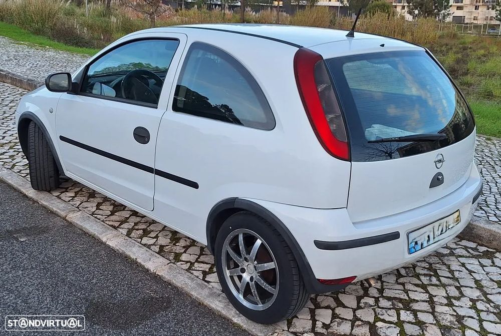 Opel Corsa 1.3 CDTI First - 3
