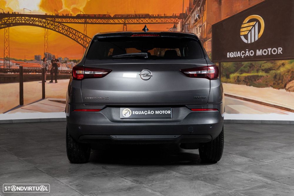 Opel Grandland X 1.2 T Business Edition - 4