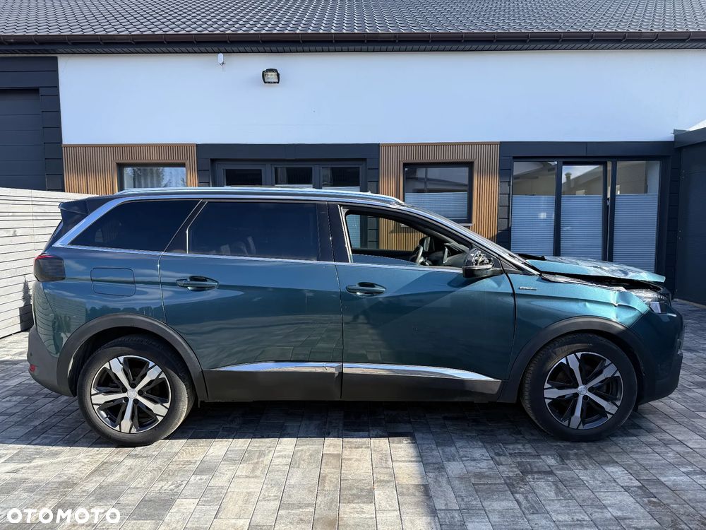 Peugeot 5008 - 4
