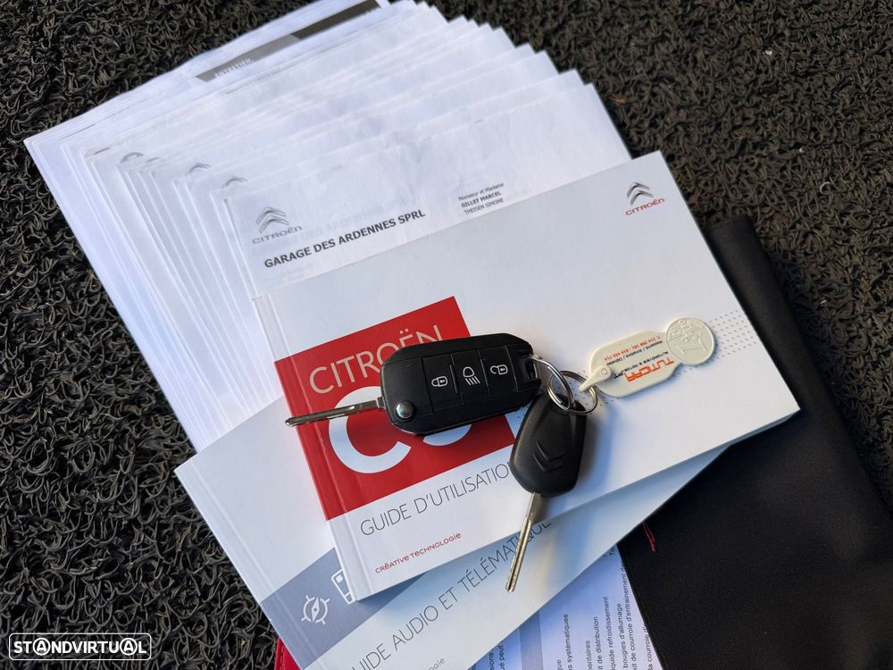 Citroën C3 1.2 PureTech Shine - 16