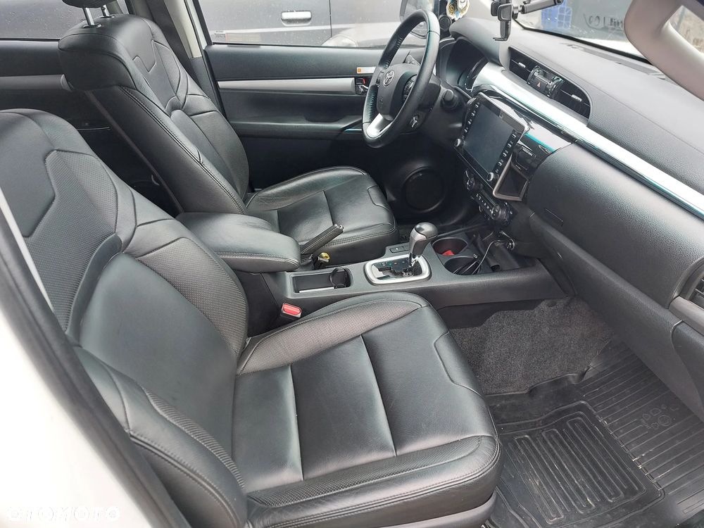 Toyota Hilux 2.8 D-4D Double Cab SR5+ 4x4 - 12