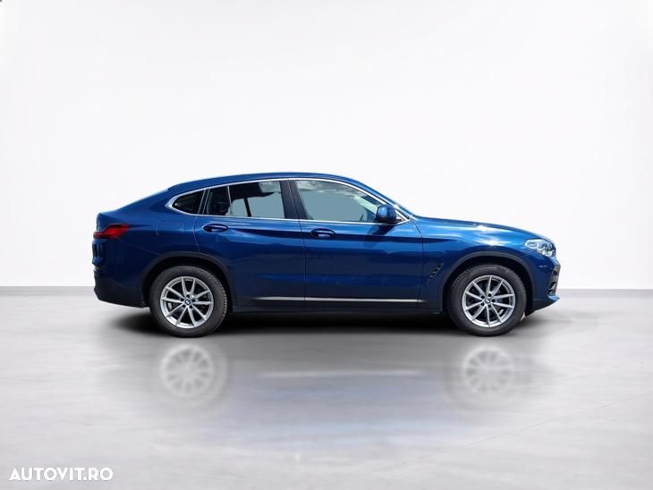 BMW X4 xDrive20i AT - 8