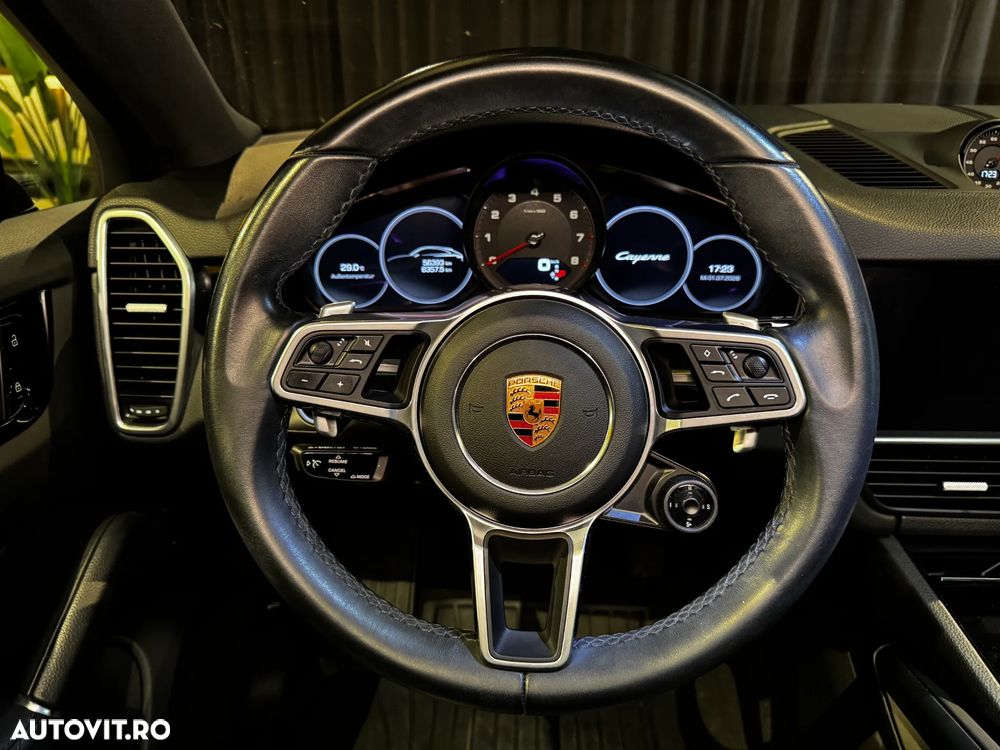 Porsche Cayenne Coupe - 18