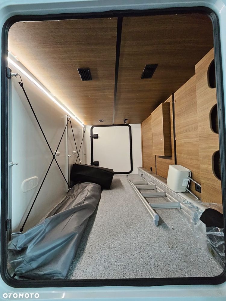 Benimar Amphitryon 967 T26 - 29