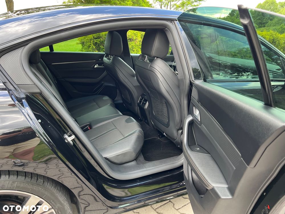 Peugeot 508 BlueHDi 130 EAT8 GT - 28