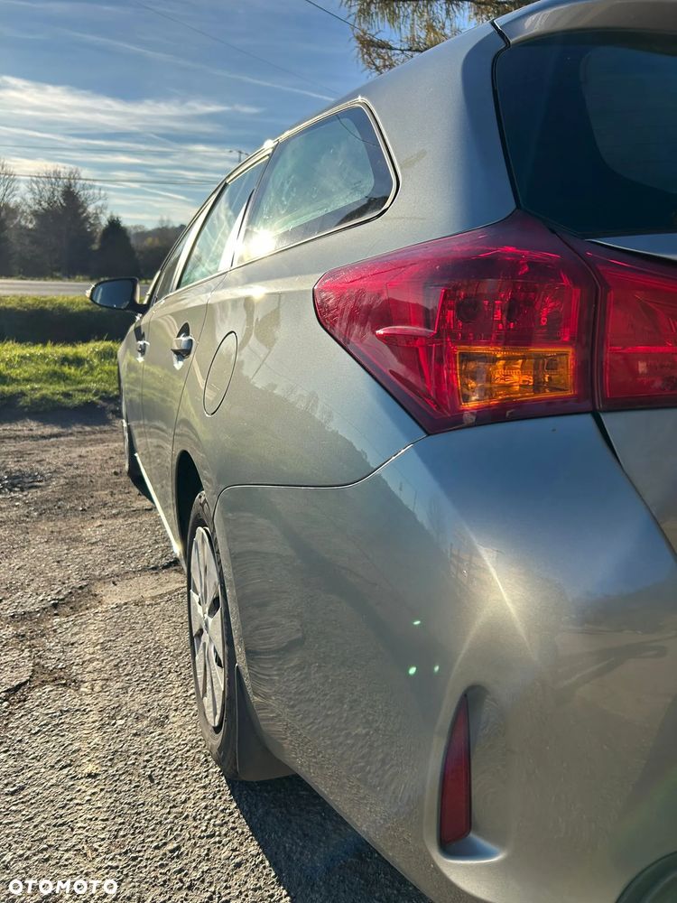 Toyota Auris 1.6 Comfort - 3