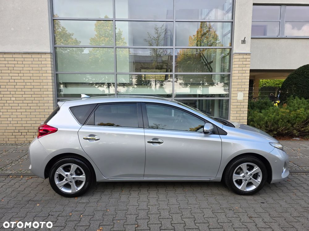 Toyota Auris 1.6 Valvematic START Edition - 8