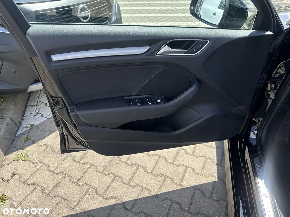 Audi A3 Limousine 1.4 TFSI CoD ultra Ambition S tronic - 23