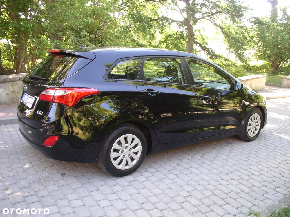 Hyundai i30 blue 1.4 Classic - 33