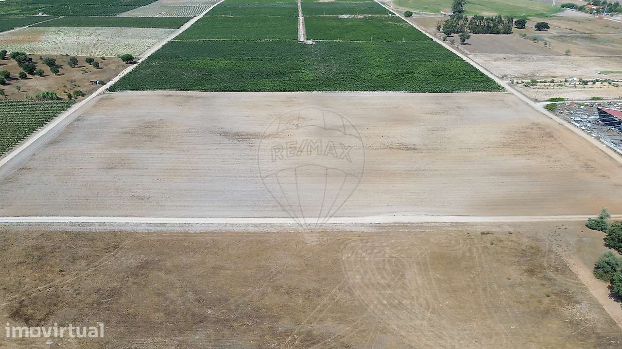 Terreno  para venda - Grande imagem: 2/4