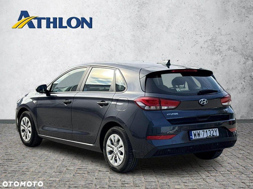 Hyundai i30 1.5 DPI Classic + - 3