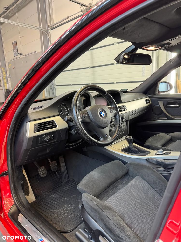 BMW Seria 3 325i - 6