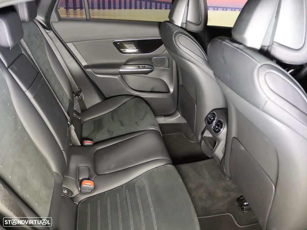 Mercedes-Benz GLC 300 de Coupe 4Matic - 14