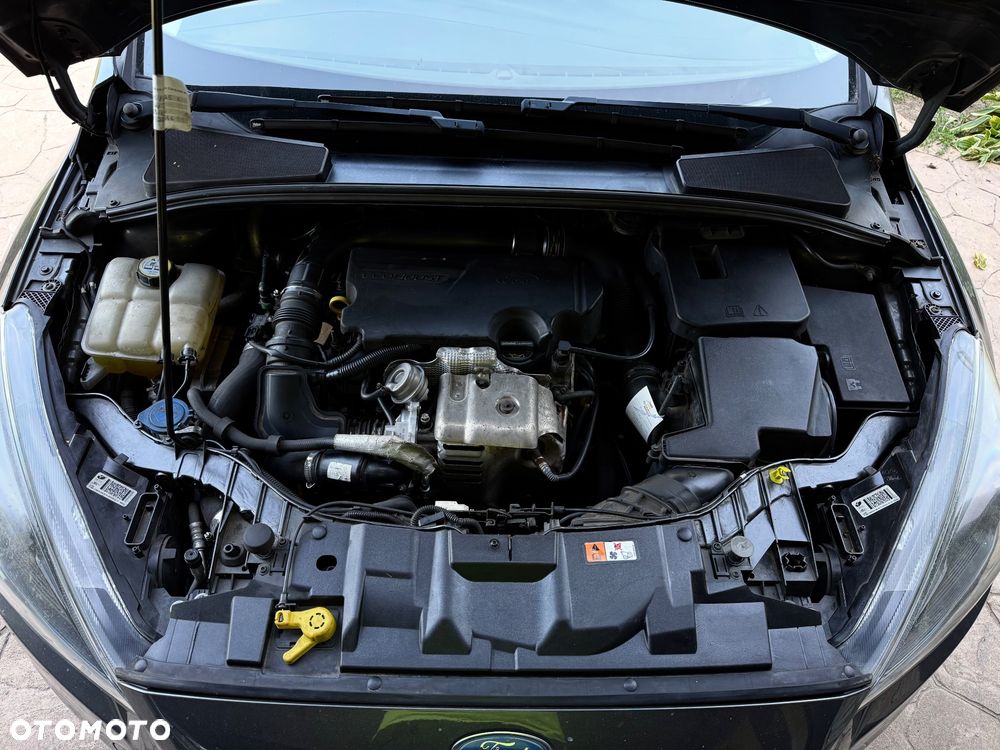 Ford Focus 1.0 EcoBoost Titanium - 8