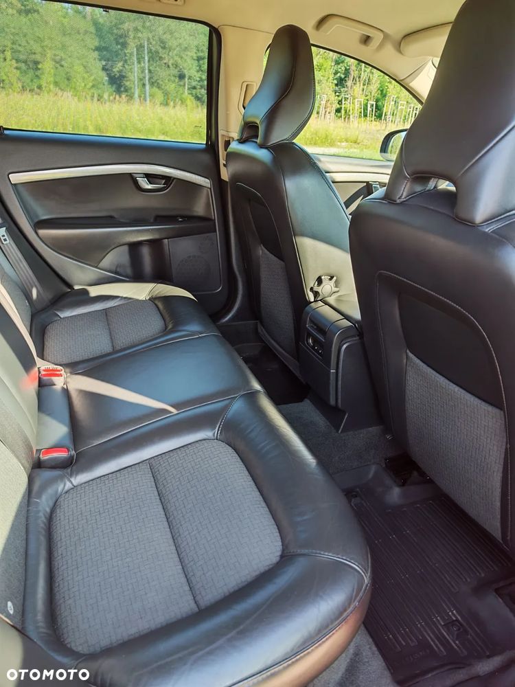 Volvo V70 2.0 - 13