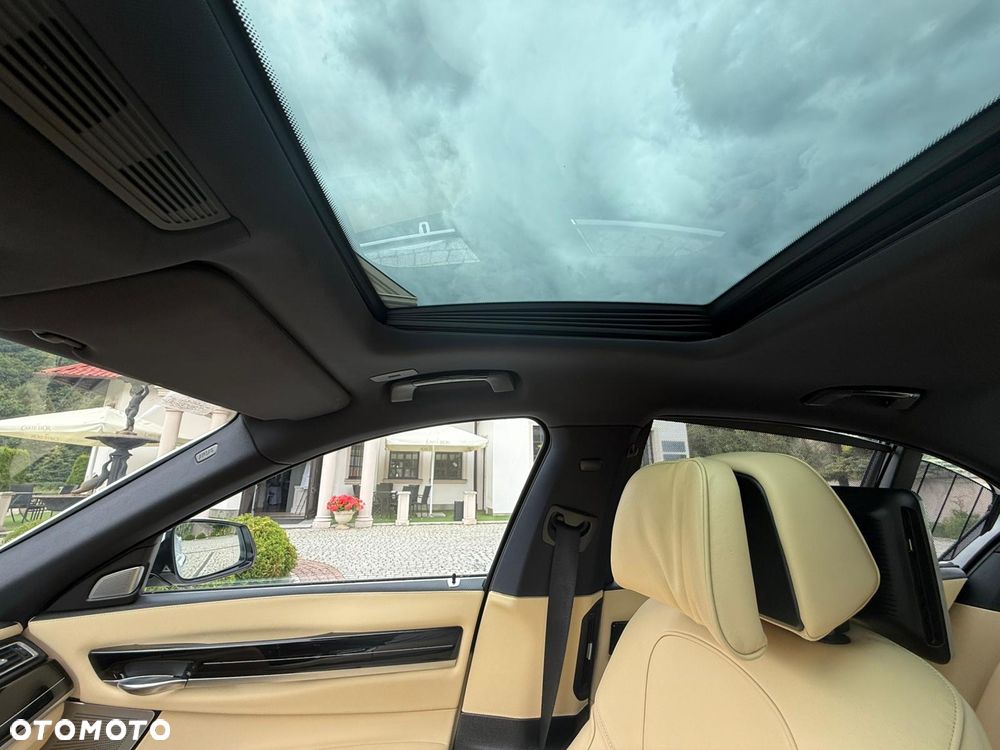 BMW Seria 7 730d xDrive Edition Exclusive - 8