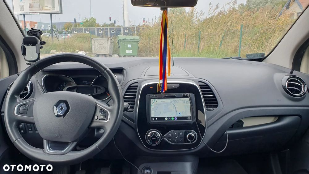 Renault Captur - 10