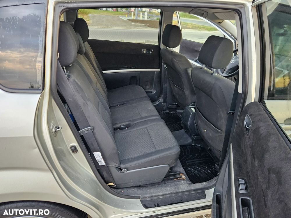 Toyota Corolla Verso 1.8 Sol - 13