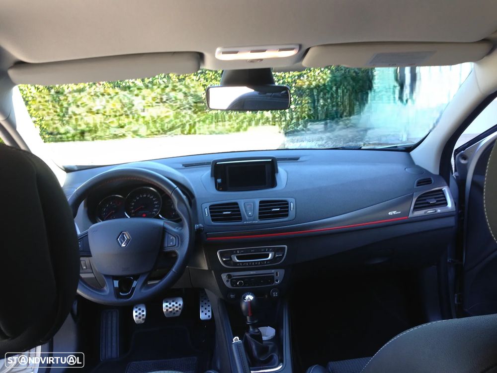 Renault Mégane Sport Tourer 1.5 dCi GT Line - 16