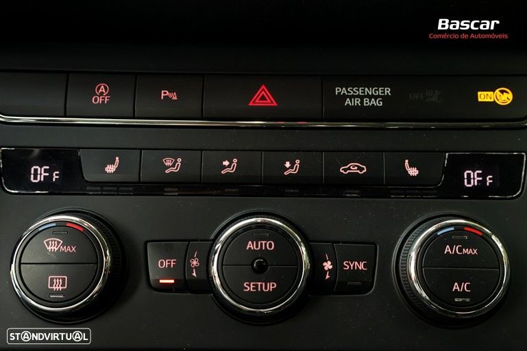 SEAT Leon ST 1.6 TDI S&S Style - 33