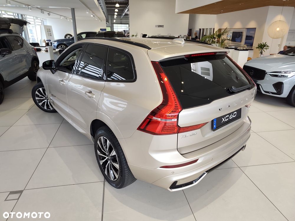 Volvo XC 60 B4 B Plus Dark - 6