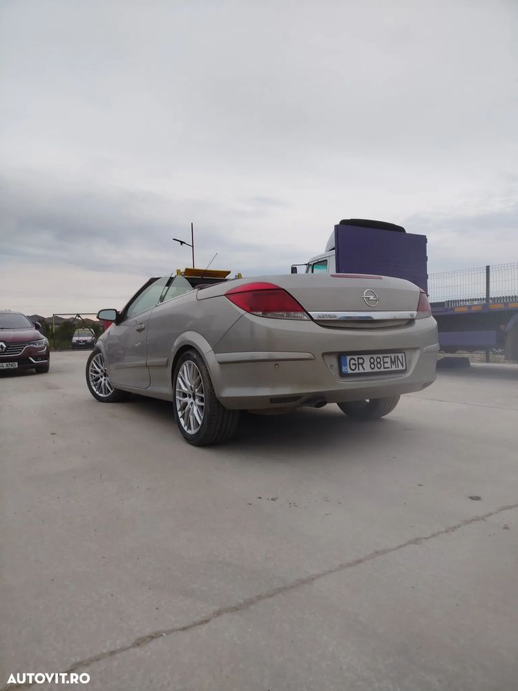 Opel Astra - 4