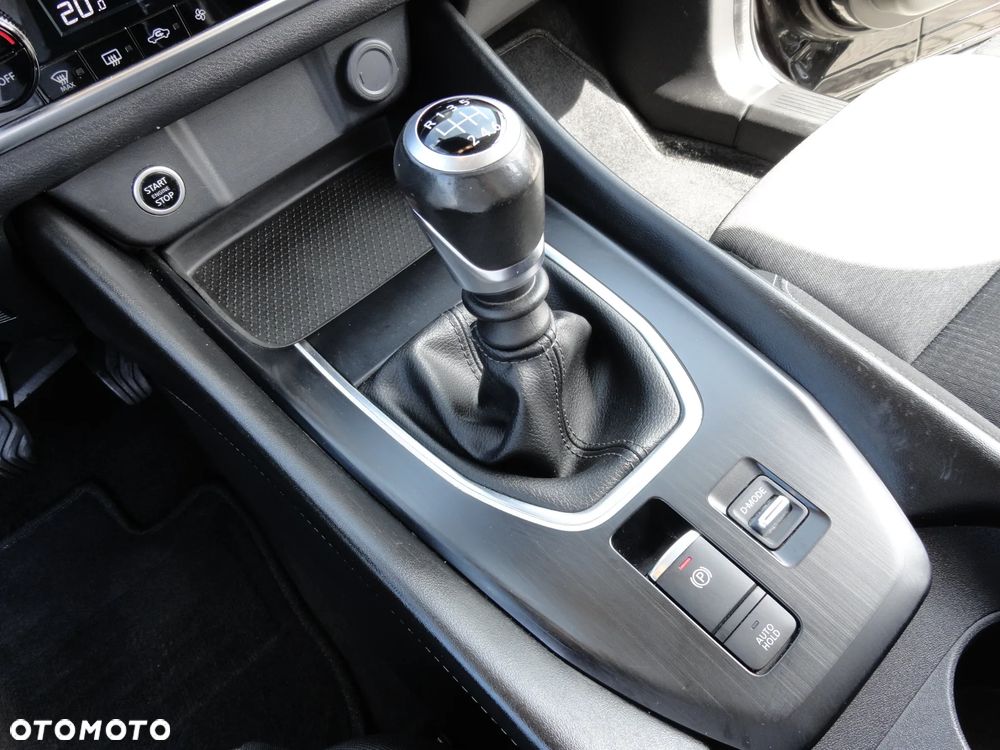 Nissan Qashqai 1.3 DIG-T MHEV N-Connecta - 17
