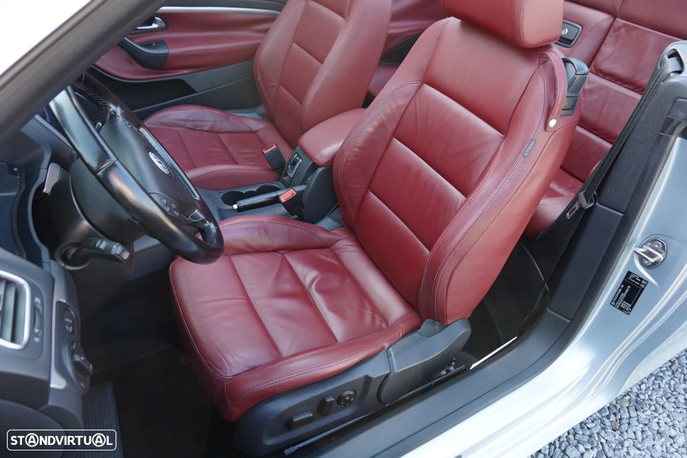 VW EOS 2.0 TDi Top DSG - 26
