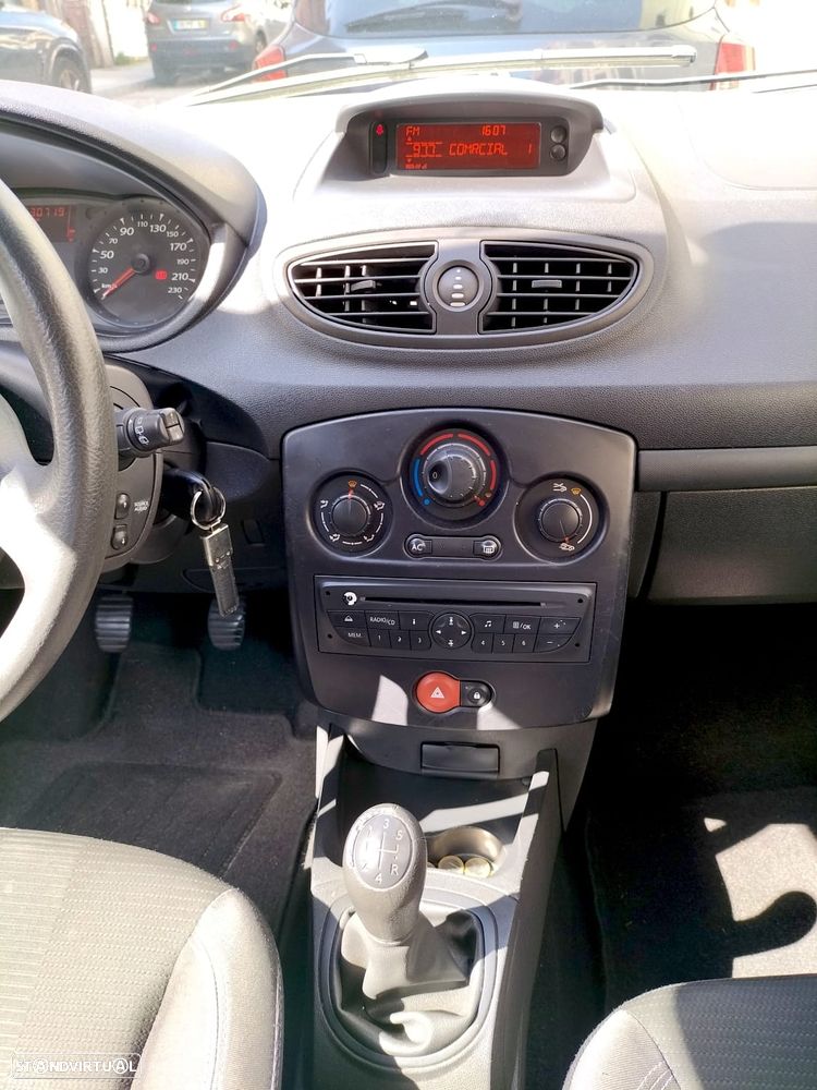 Renault Clio 1.5 dCi Confort - 9