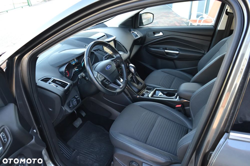 Ford Kuga 2.0 TDCi 4x4 Titanium - 17