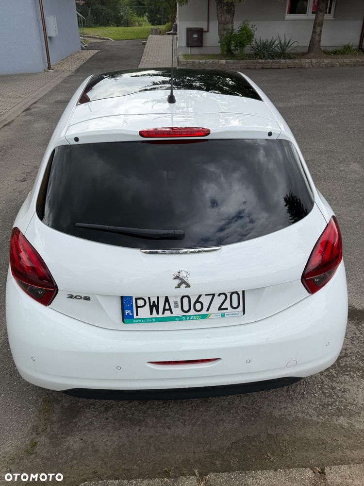 Peugeot 208 1.2 PureTech Allure S&S EAT6 - 5