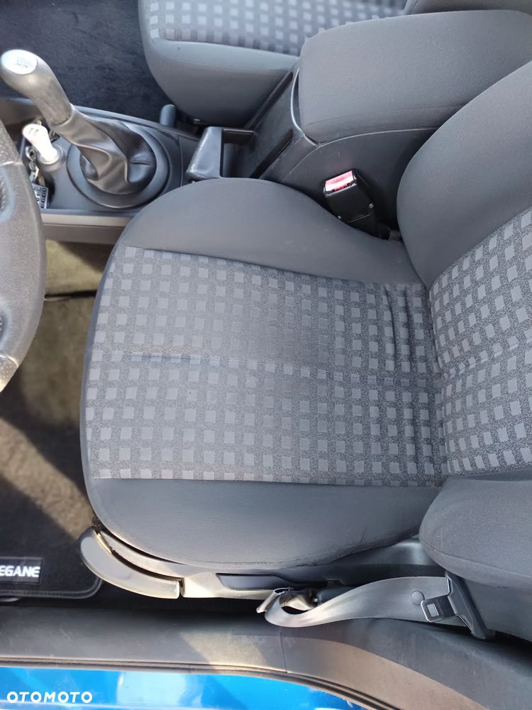 Renault Megane 1.6 Exception - 26
