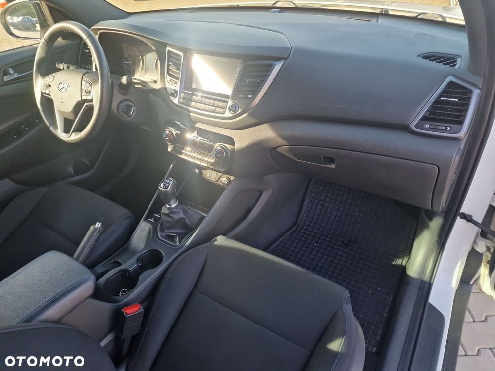 Hyundai Tucson - 25