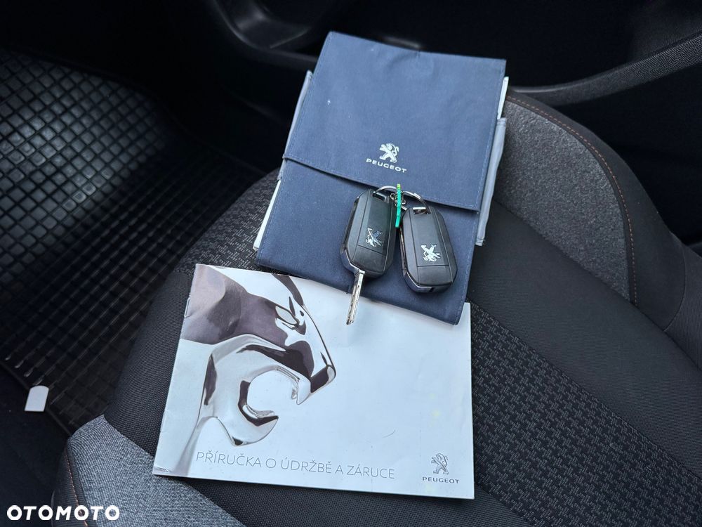 Peugeot 3008 PureTech 130 Stop & Start EAT6 Allure - 32