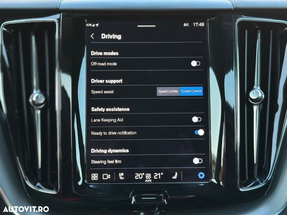 Volvo XC 60 B4 D Core - 31