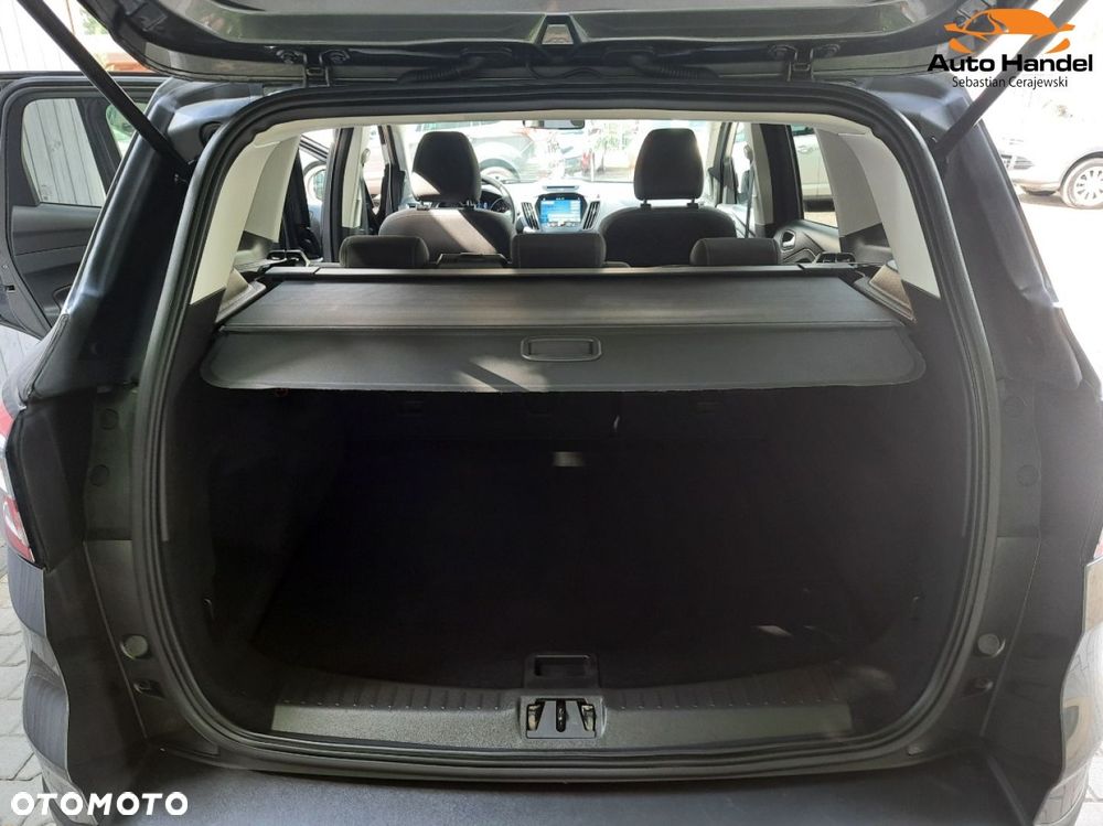 Ford Kuga 1.5 EcoBoost 2x4 Titanium - 14