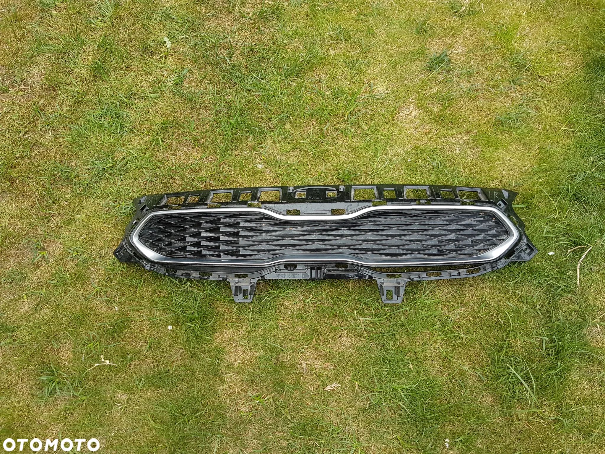 KIA CEED III 3 18- HYBRYDA GRILL ATRAPA - 1