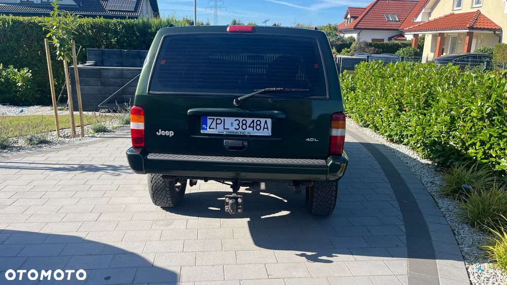 Jeep Cherokee 4.0 Limited - 6
