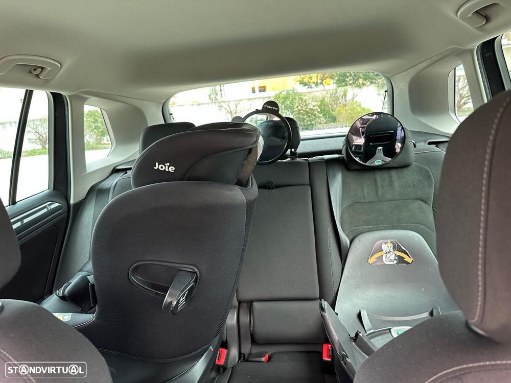 VW Tiguan 2.0 TDI R-Line - 9