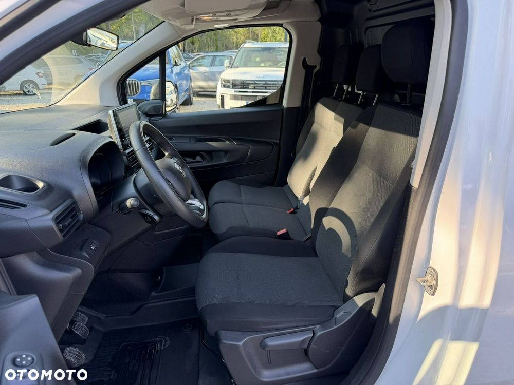 Toyota Proace City - 10