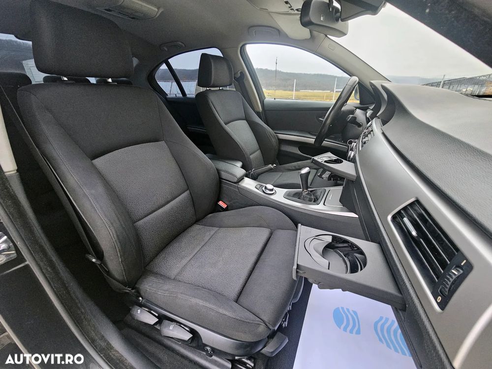 BMW Seria 3 320d DPF Blue Performance Edition Fleet Sport - 14